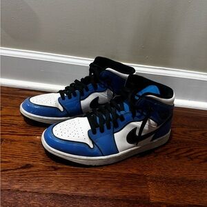 Nike Air Jordan 1 Men's Basketball Shoes - Signal Blue